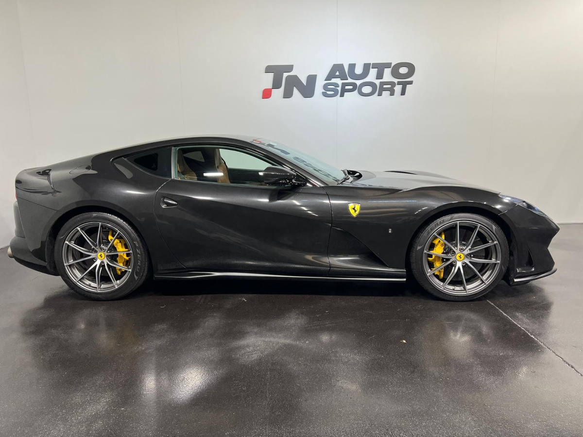 FERRARI 812 SUPERFAST