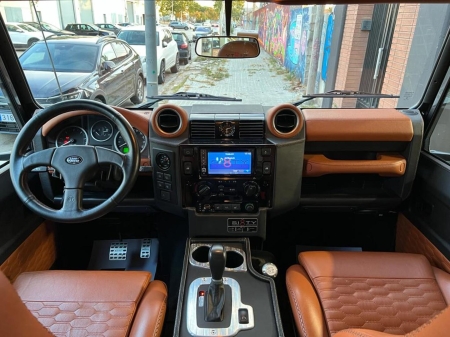 LAND-ROVER DEFENDER 110 LIMIT EDITION SI8TY