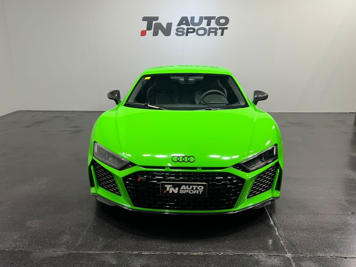 AUDI R8 5.2 V10 PERFORMANCE