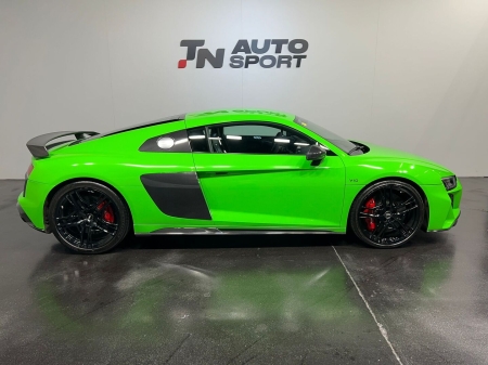 AUDI R8 5.2 V10 PERFORMANCE