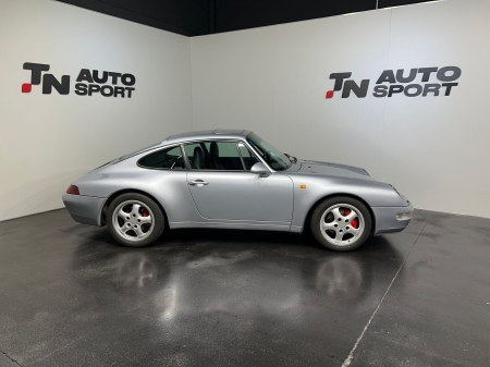 PORSCHE 993 CARRERA 4 