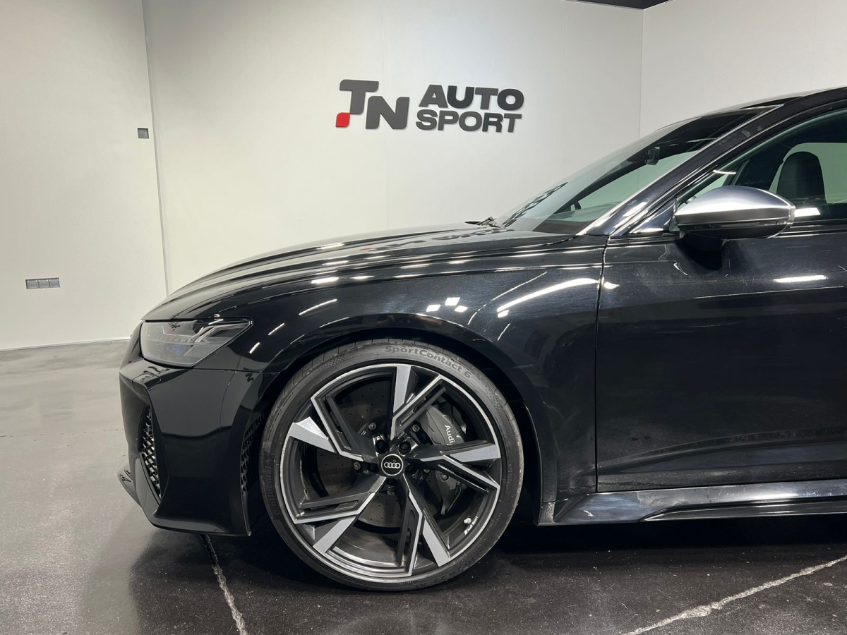 AUDI RS6 TFSI C8 