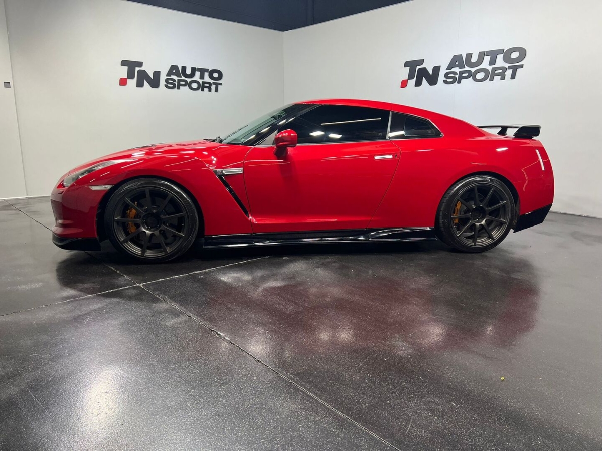 NISSAN GT-R 3.8 V6 Premium Edition