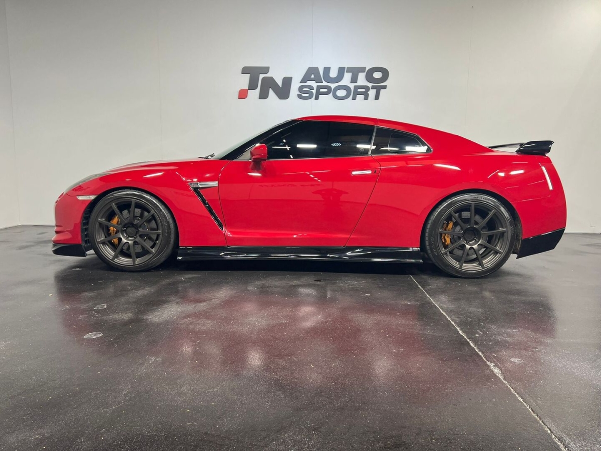 NISSAN GT-R 3.8 V6 Premium Edition