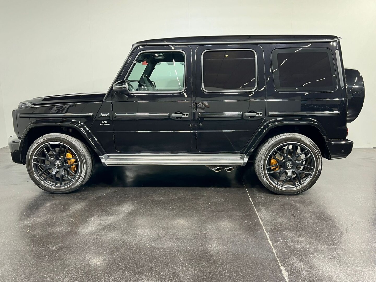 MERCEDES BENZ AMG G63