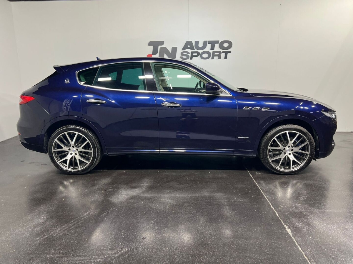 MASERATI LEVANTE S GRANSPORT