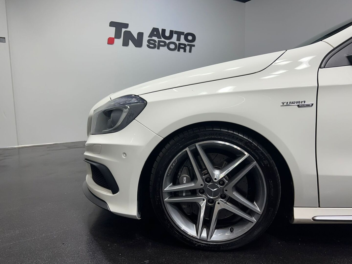 MERCEDES-BENZ A 45 AMG 4MATIC