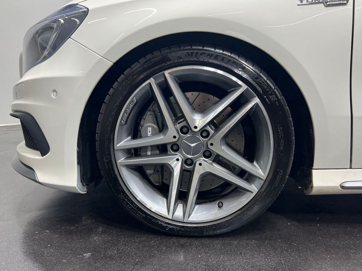 MERCEDES-BENZ A 45 AMG 4MATIC