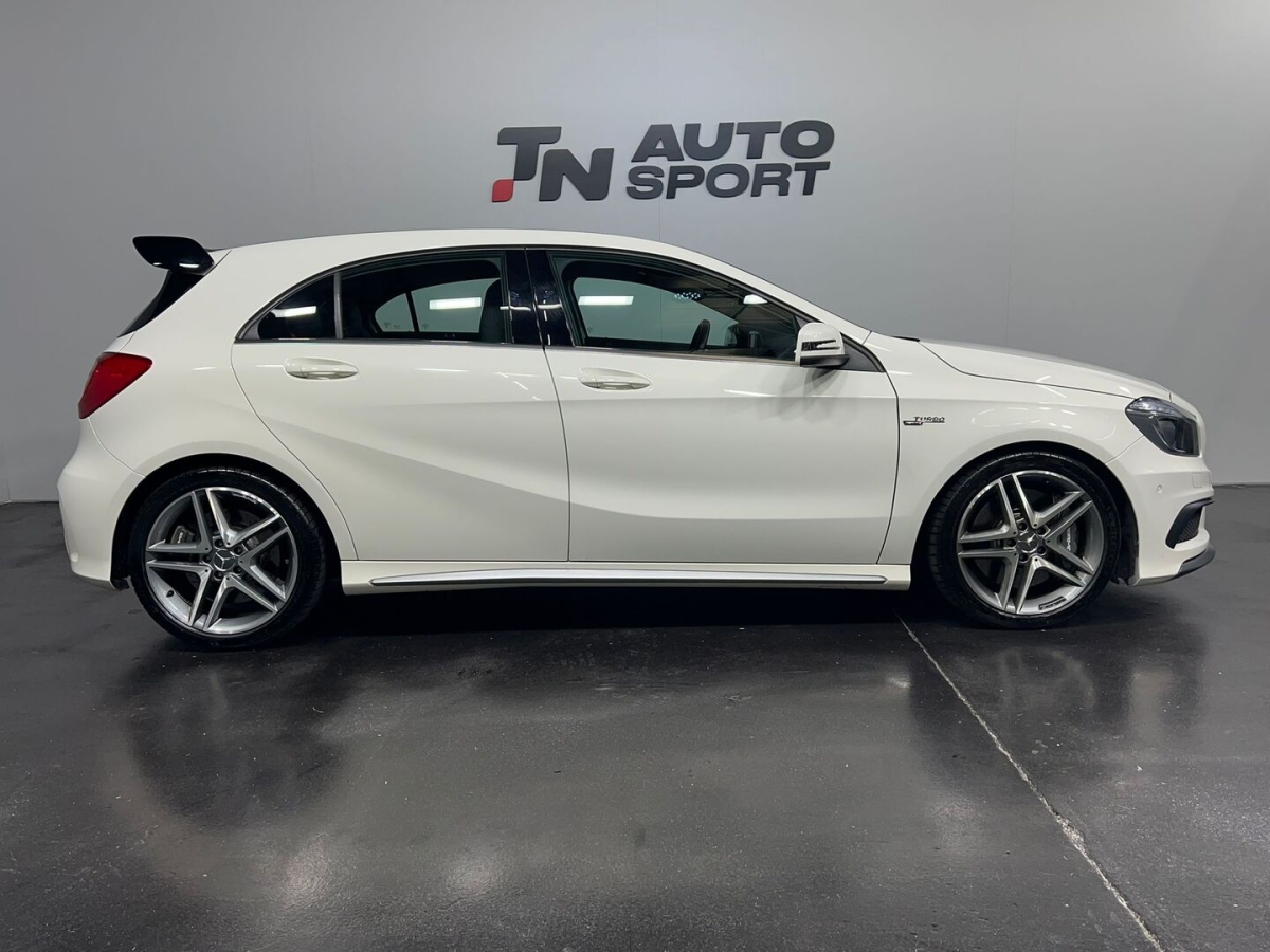 MERCEDES-BENZ A 45 AMG 4MATIC