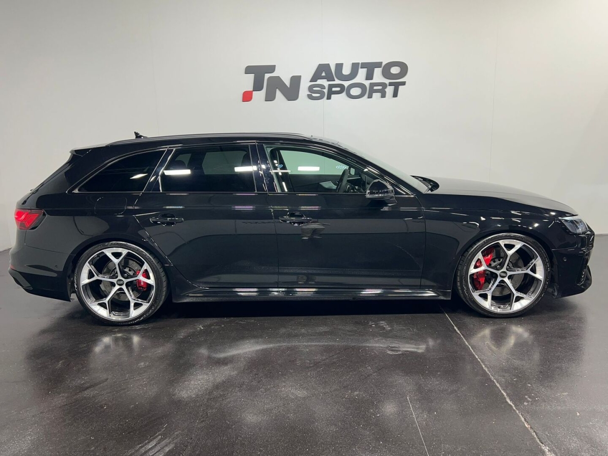 AUDI RS4 COMPETITION PLUS