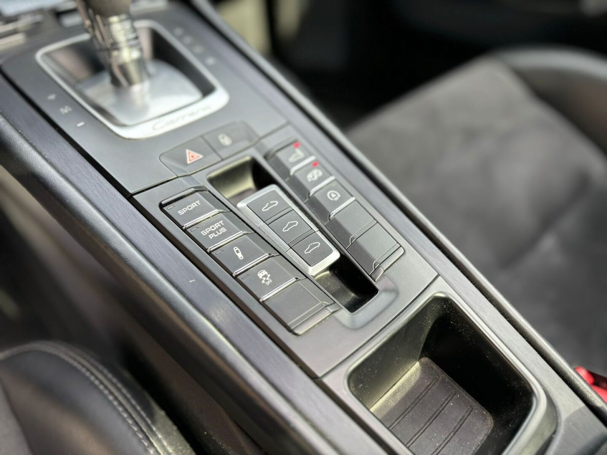 PORSCHE 991 CARRERA GTS