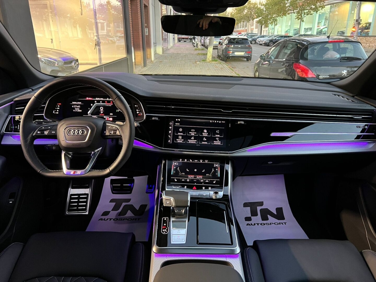 AUDI Q8 50 TDI BLACK LINE quattro tiptronic