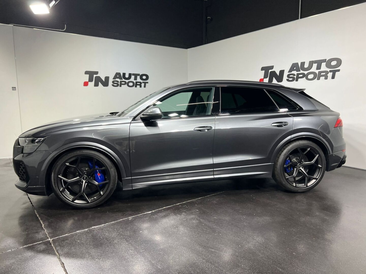 AUDI Q8 RSQ8 quattro performance tiptronic