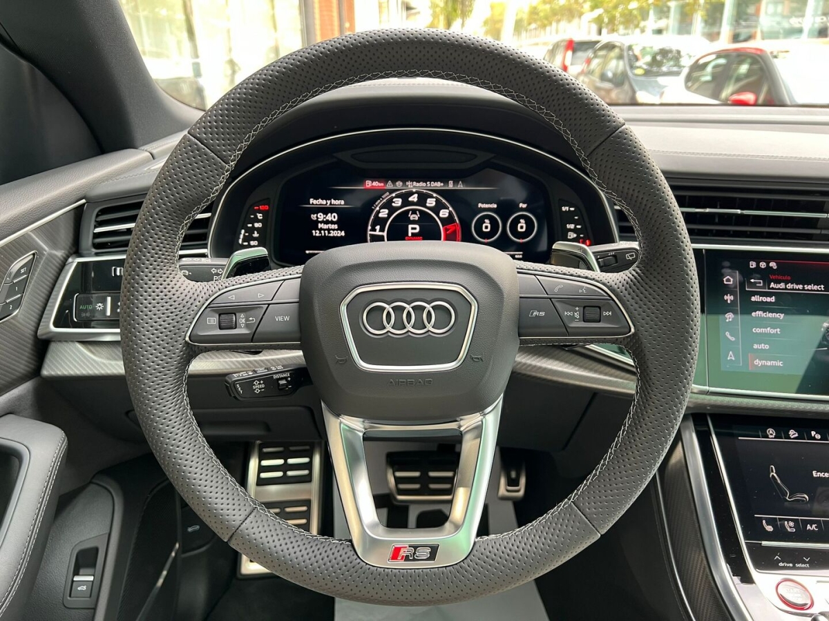 AUDI Q8 RSQ8 quattro performance tiptronic