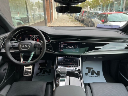 AUDI Q8 RSQ8 quattro performance tiptronic