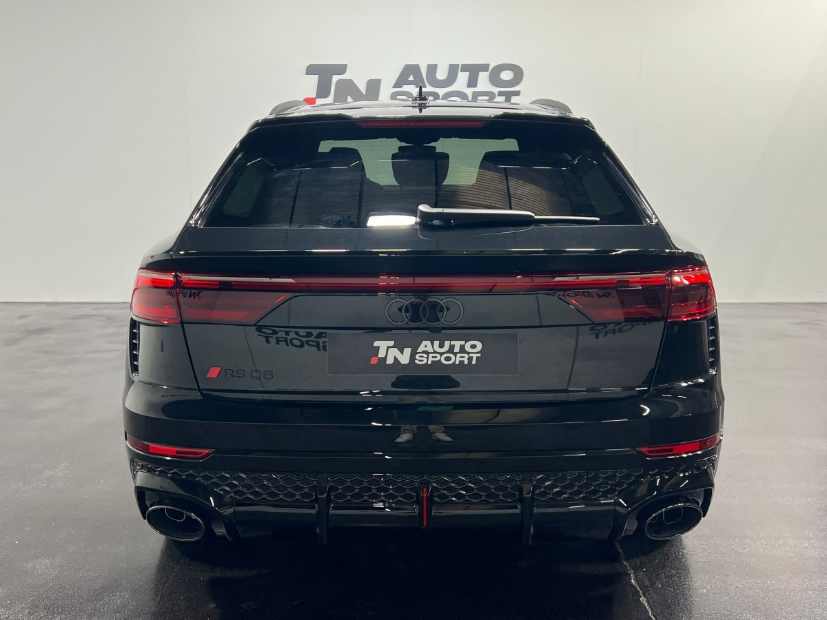 AUDI Q8 RSQ8 quattro performance tiptronic