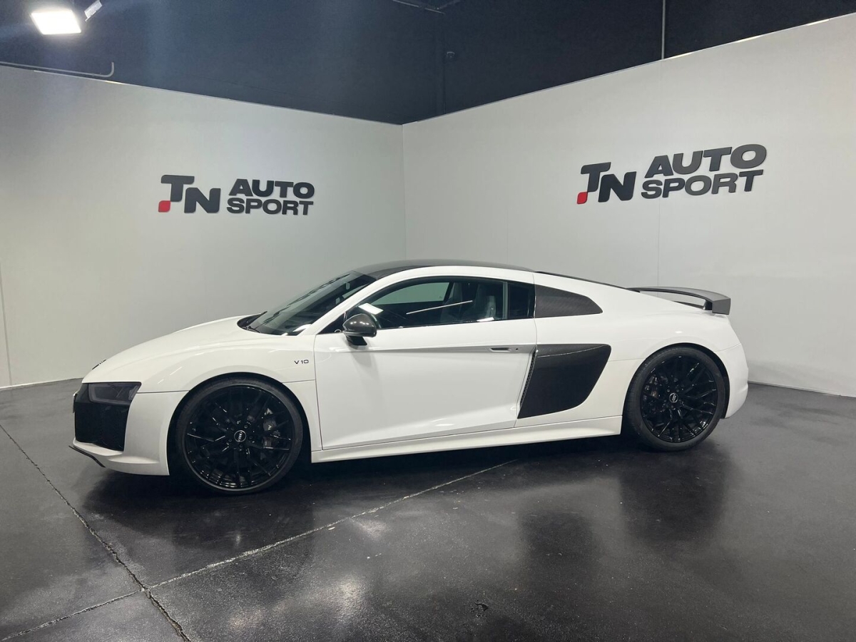 AUDI R8 5.2 FSI V10 plus quattro S Tronic