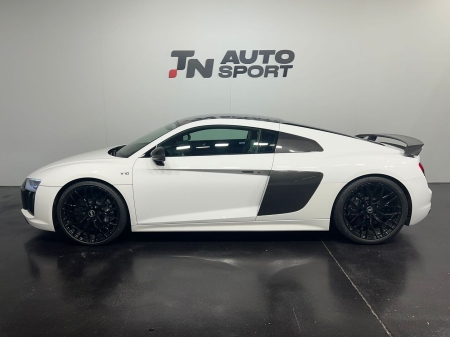 AUDI R8 5.2 FSI V10 plus quattro S Tronic