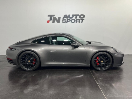 PORSCHE 992 CARRERA S AKRAPOVIC