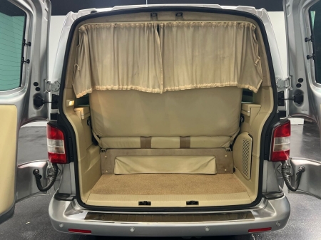 VOLKSWAGEN CARAVELLE 2.5 130CV LIMUSINA